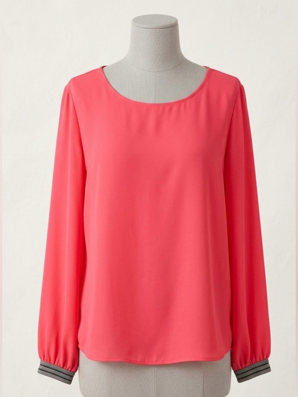 STELLA & DOT Y2K Coral Top with Gold Metallic Cuff 2XL